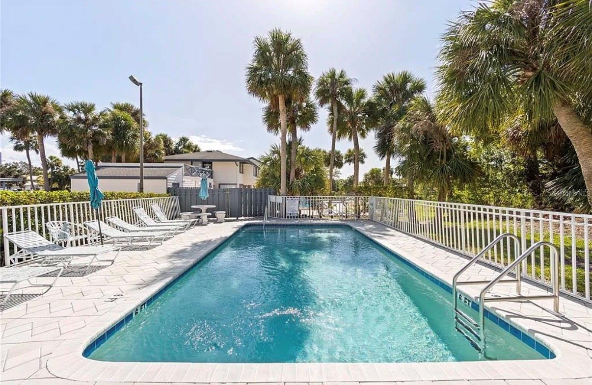 Image 19 of 23 For 7294 Cloister Drive 23