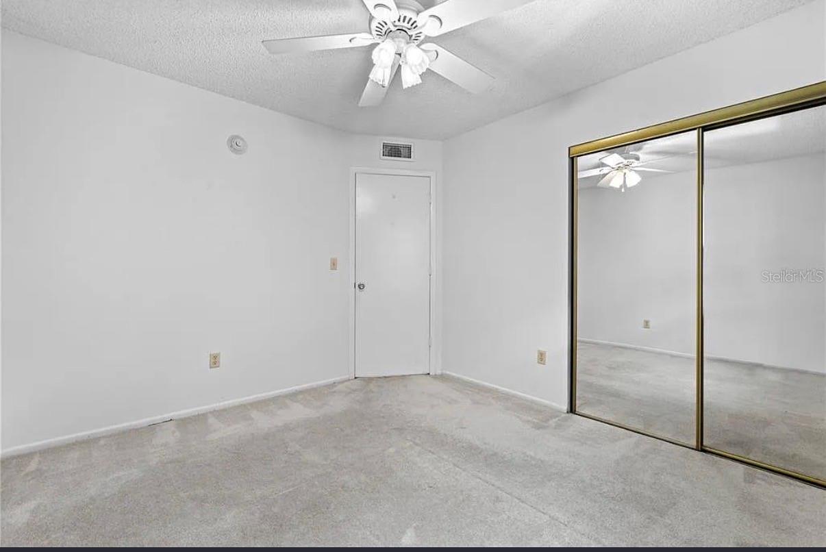 Image 7 of 23 For 7294 Cloister Drive 23
