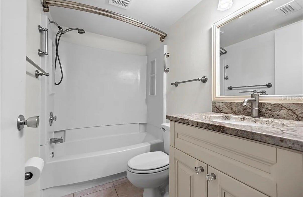 Image 9 of 23 For 7294 Cloister Drive 23
