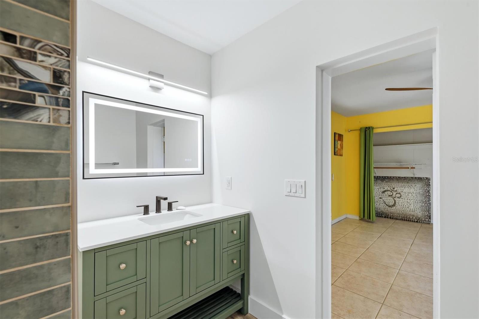 Image 10 of 32 For 4003 Booth Place