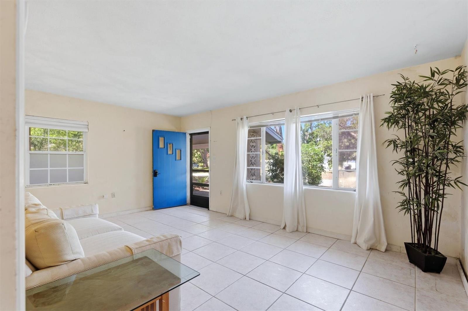 Image 11 of 32 For 4003 Booth Place