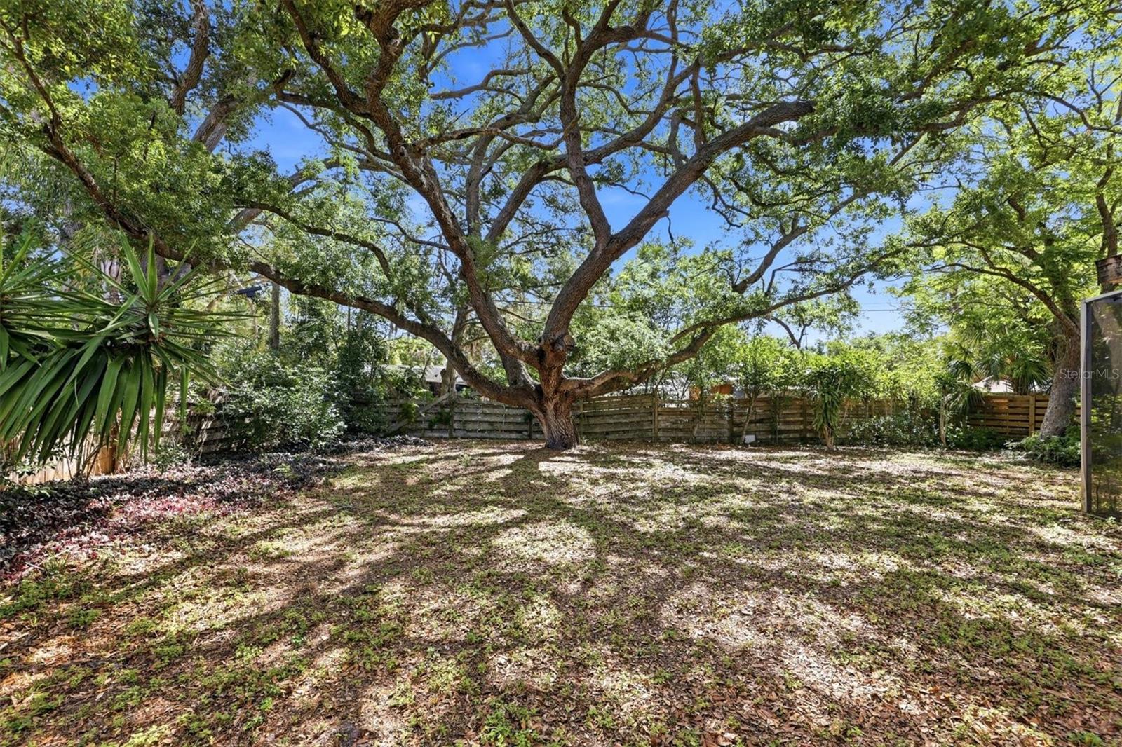 Image 25 of 32 For 4003 Booth Place