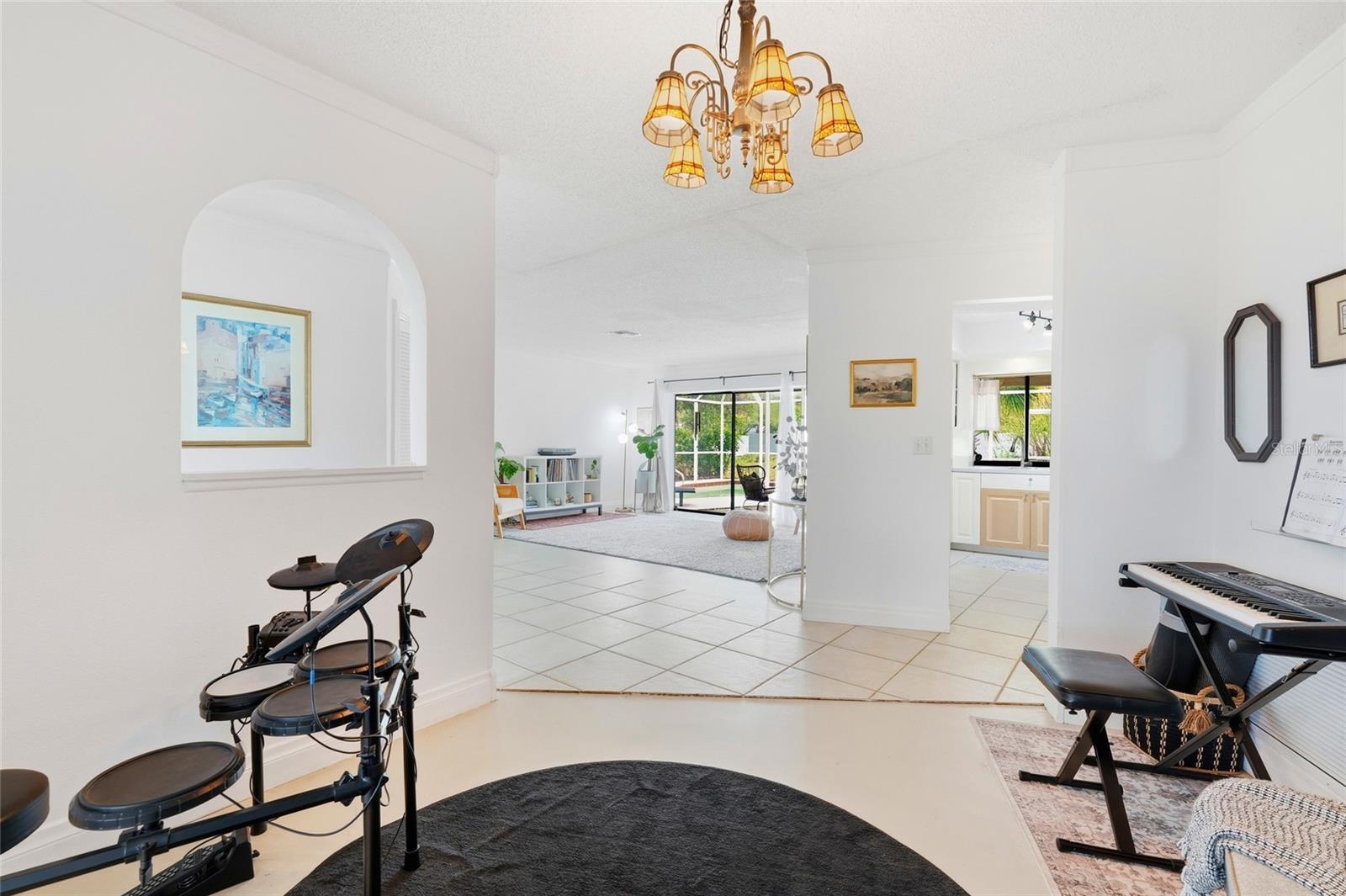 Image 8 of 48 For 3927 Country View Lane