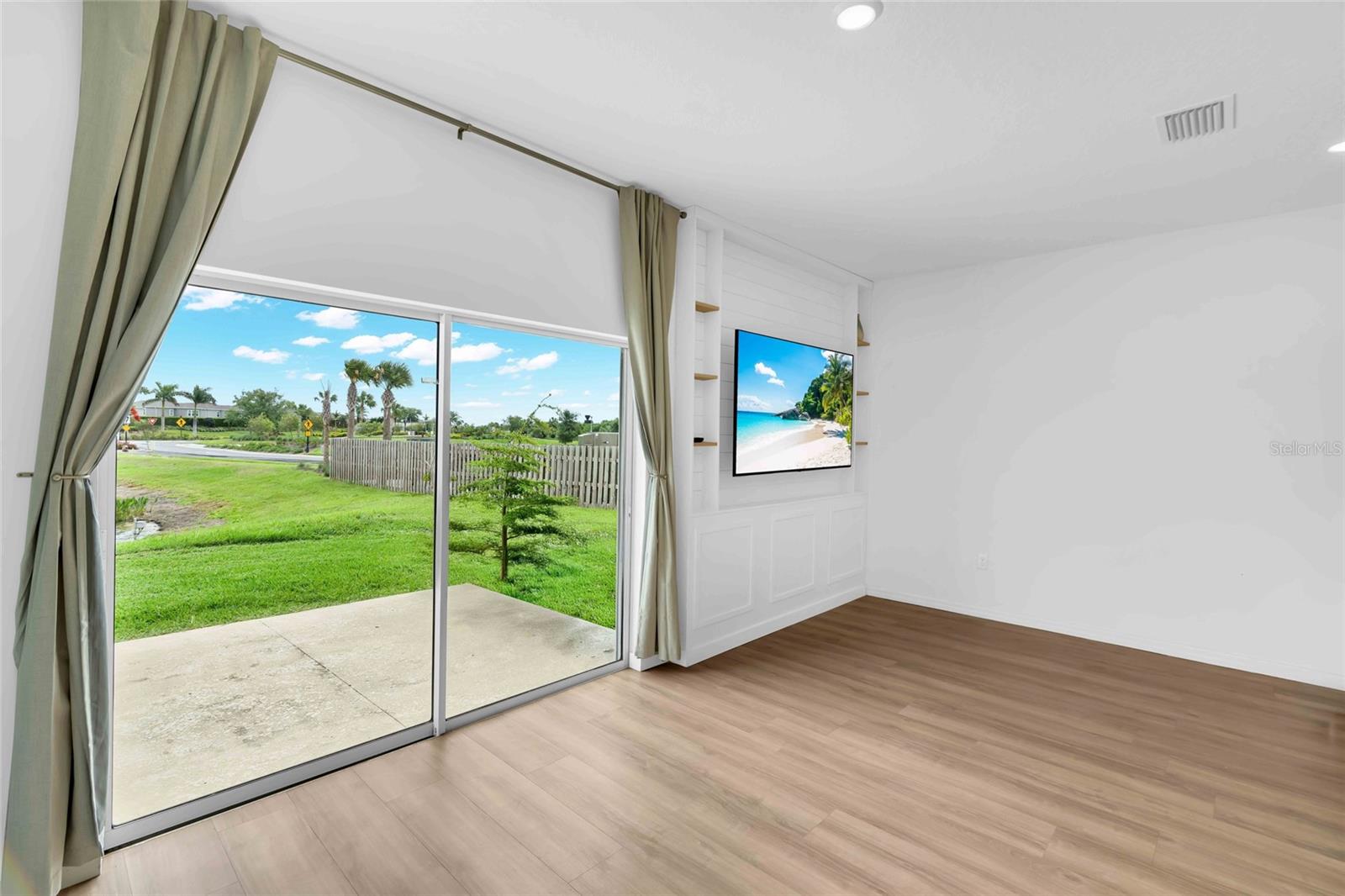 Image 18 of 98 For 8792 Winter Breeze Way