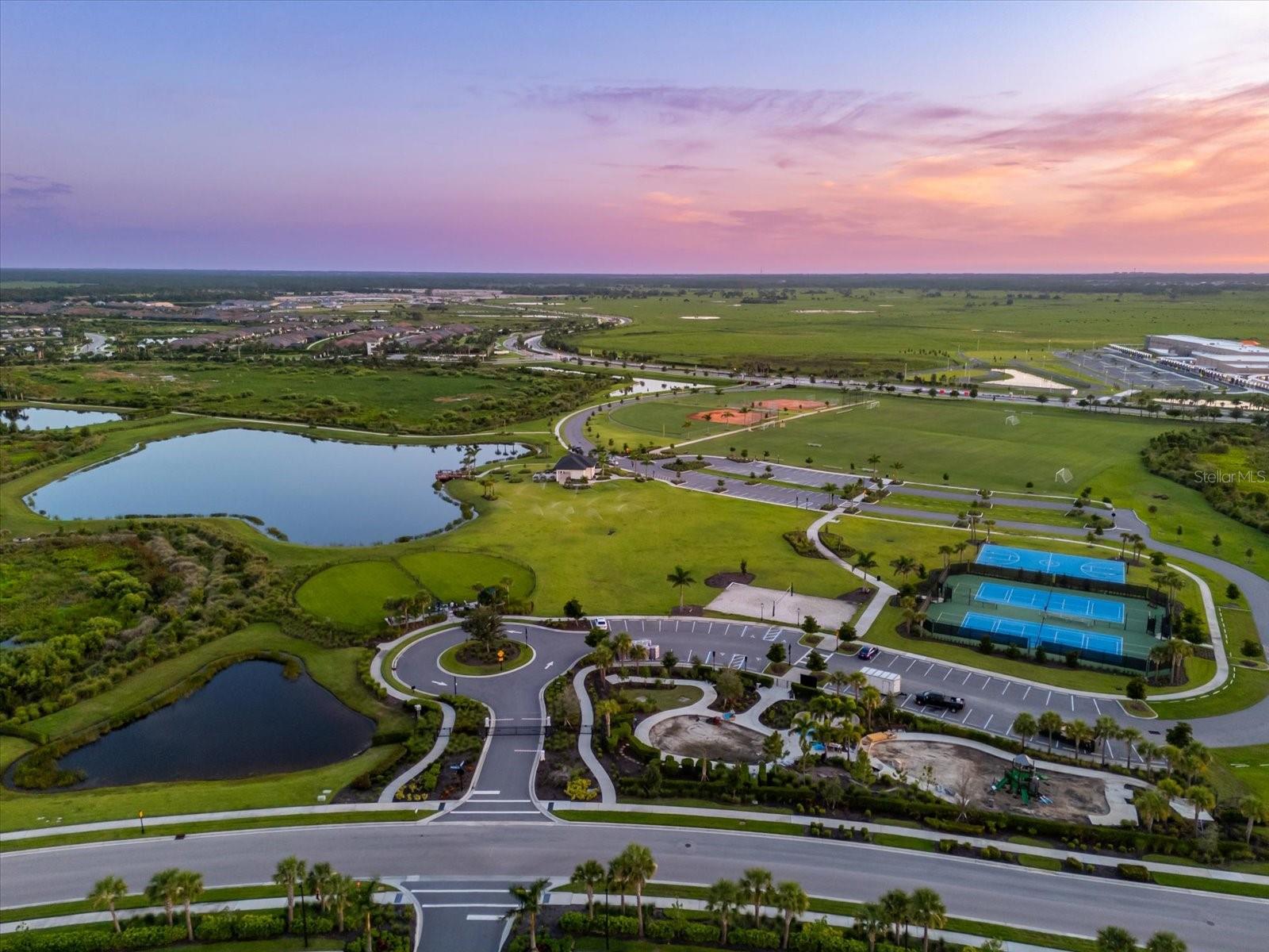 Image 55 of 98 For 8792 Winter Breeze Way