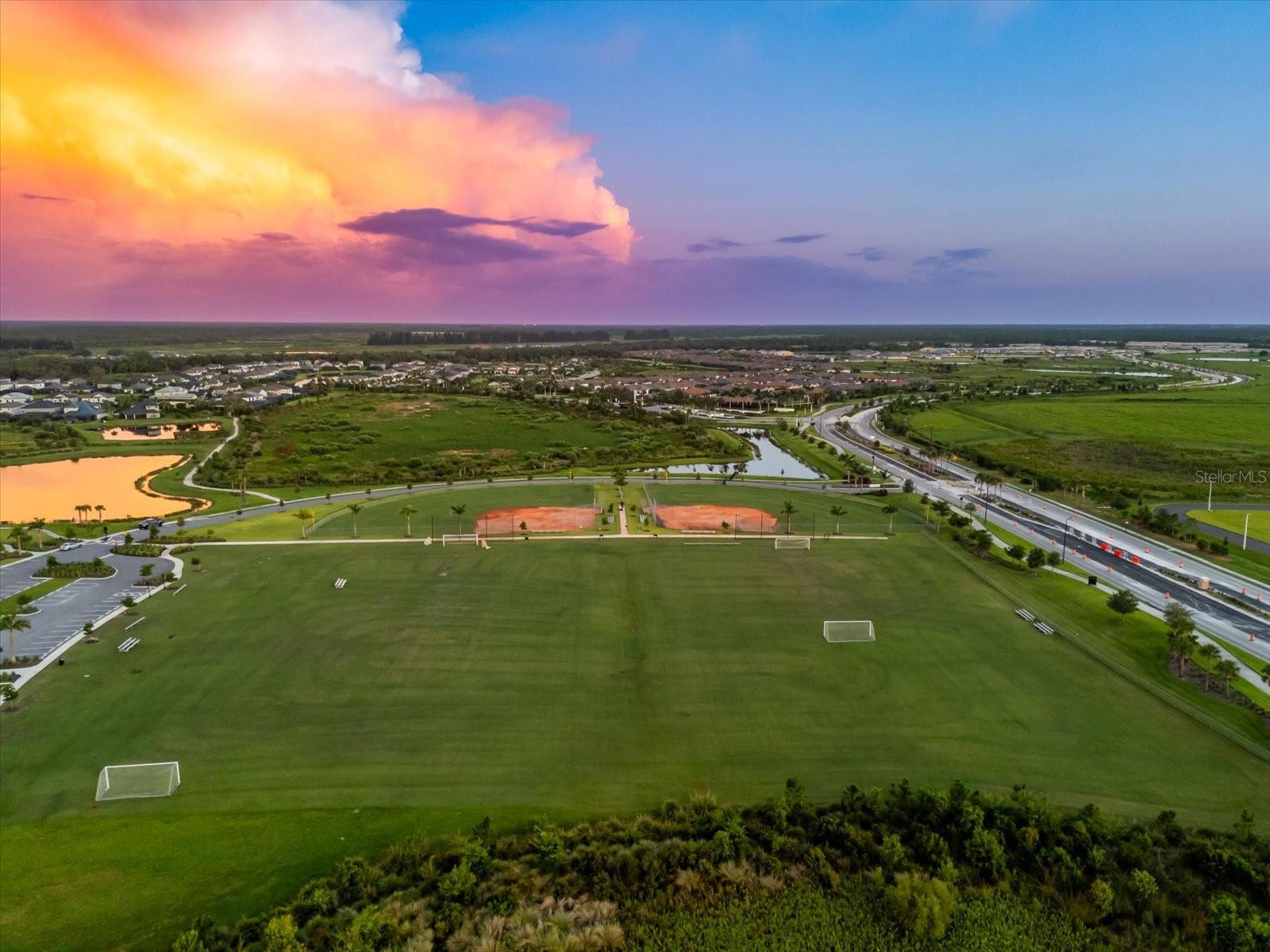 Image 62 of 98 For 8792 Winter Breeze Way