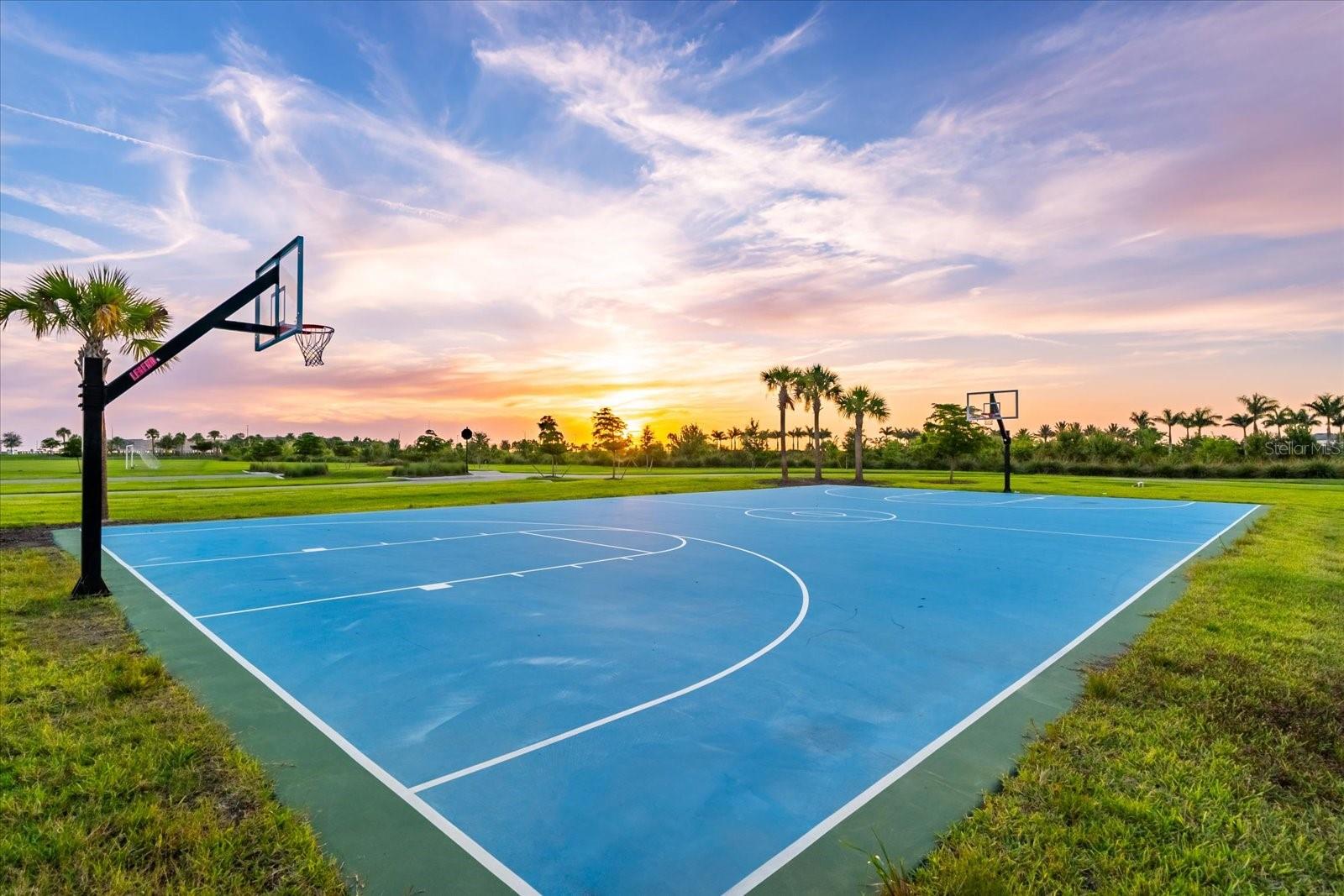 Image 73 of 98 For 8792 Winter Breeze Way