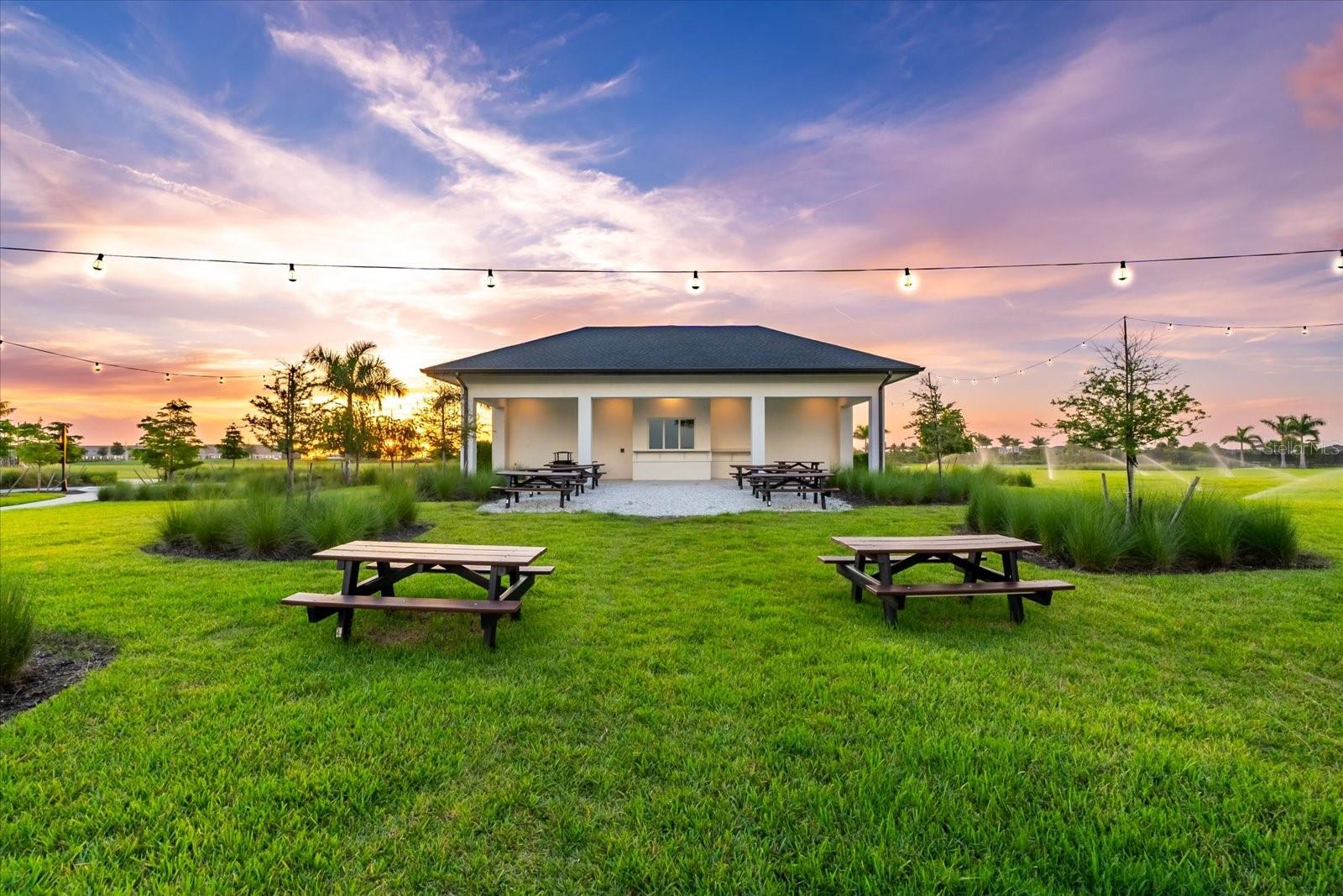 Image 74 of 98 For 8792 Winter Breeze Way