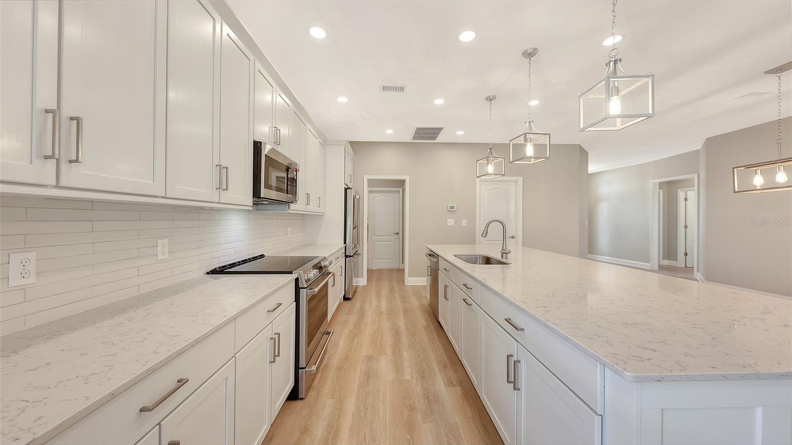 Image 11 of 53 For 6716 Spring Moss Place