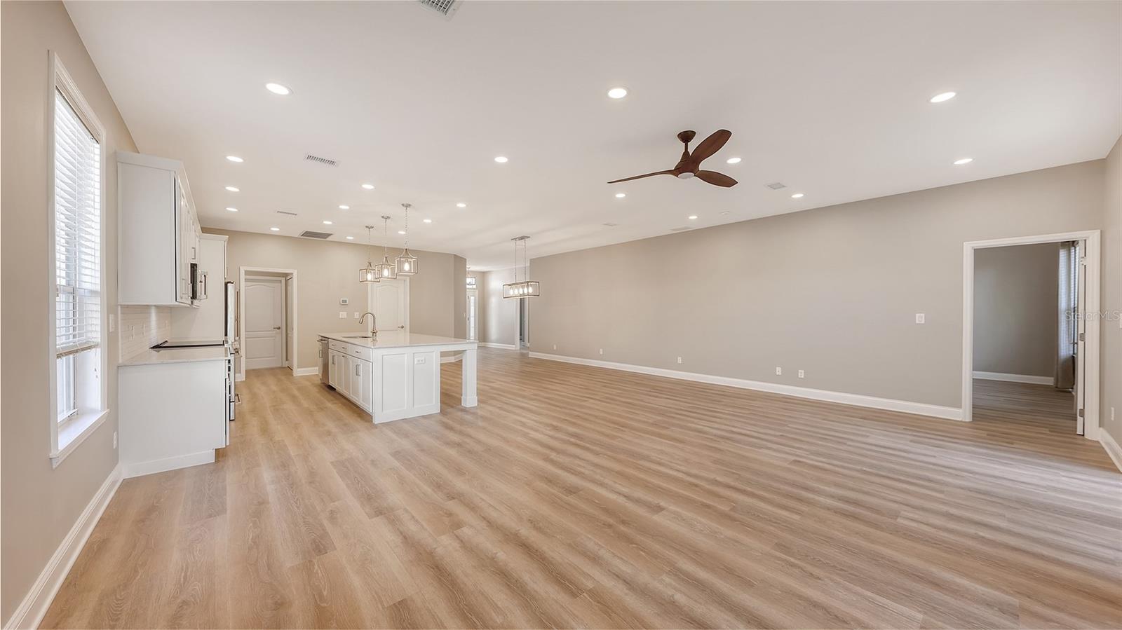 Image 15 of 53 For 6716 Spring Moss Place