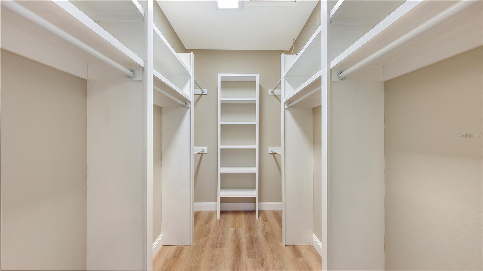 Image 19 of 53 For 6716 Spring Moss Place