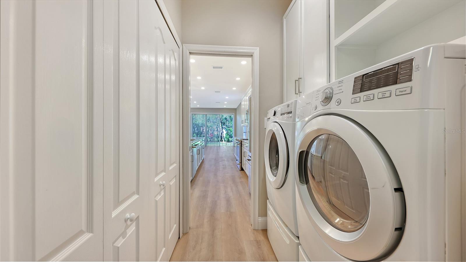 Image 32 of 53 For 6716 Spring Moss Place