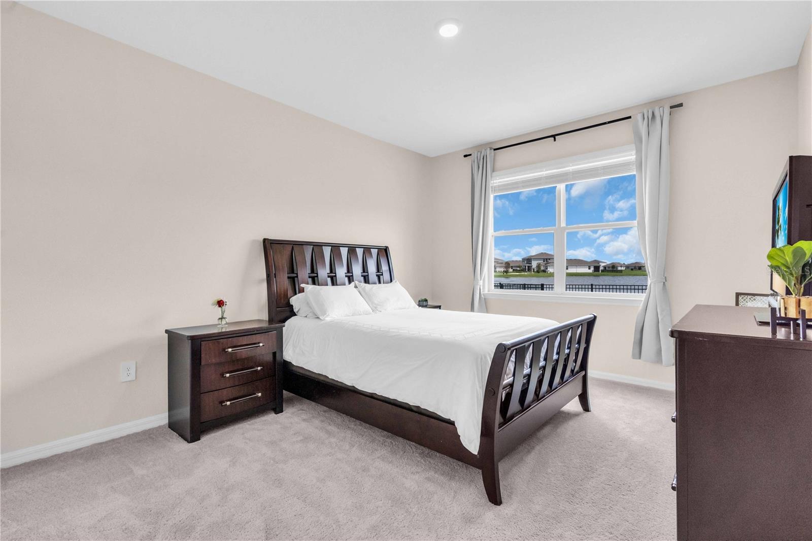 Image 15 of 47 For 18015 Fattoria Terrace