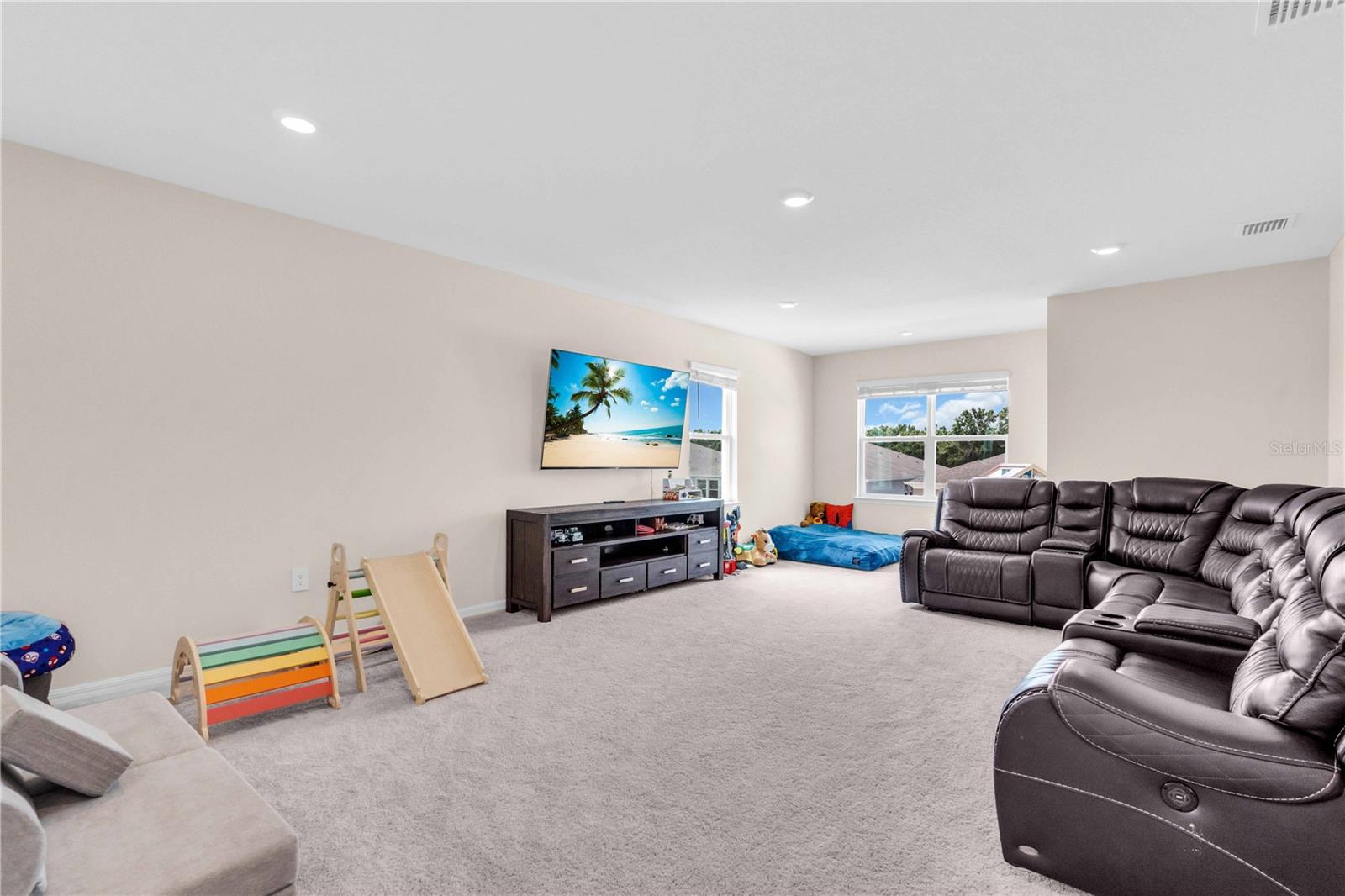 Image 20 of 47 For 18015 Fattoria Terrace