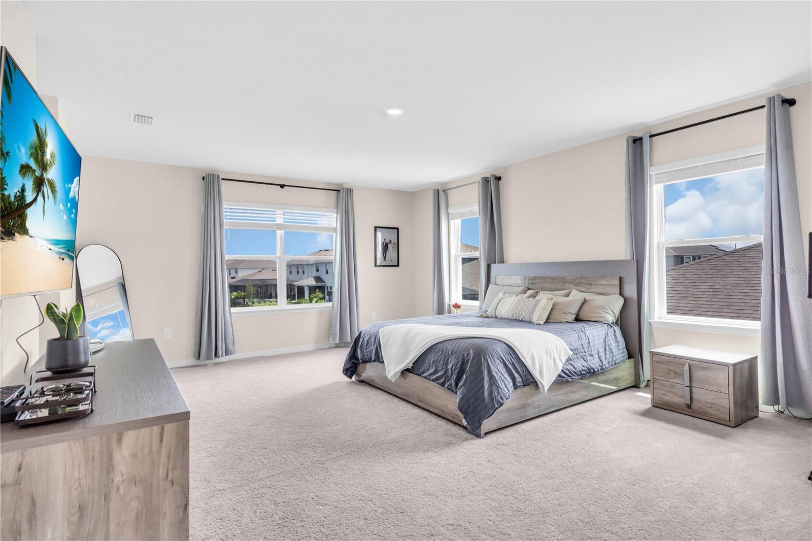 Image 21 of 47 For 18015 Fattoria Terrace