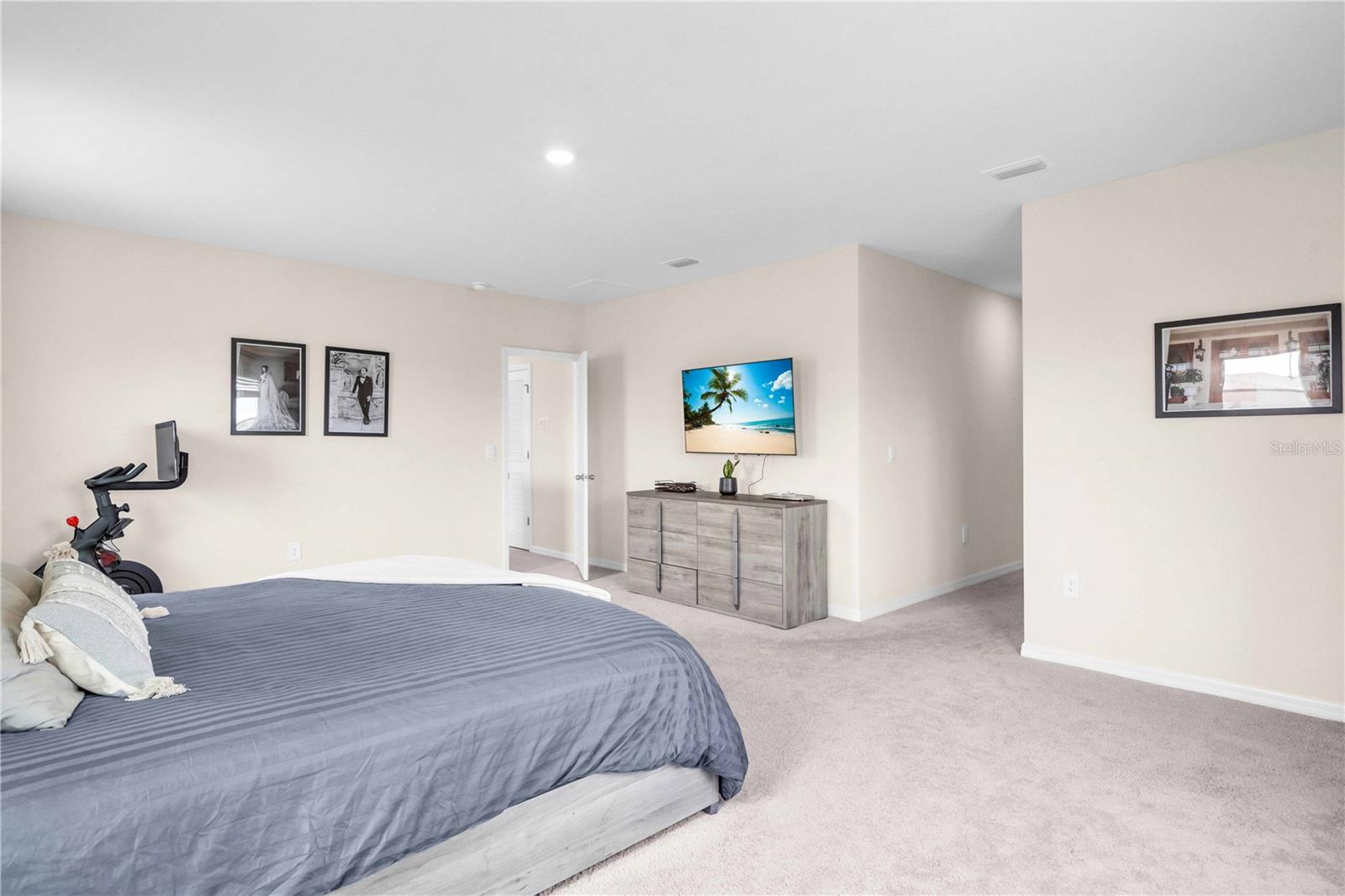 Image 22 of 47 For 18015 Fattoria Terrace