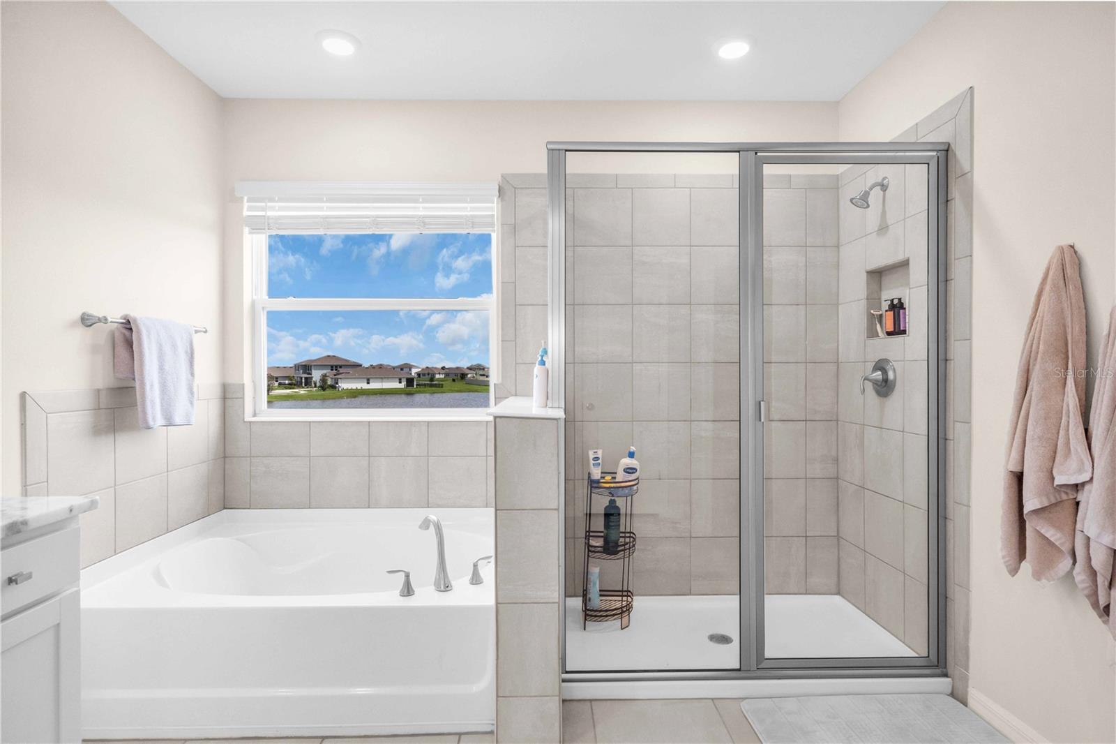 Image 23 of 47 For 18015 Fattoria Terrace