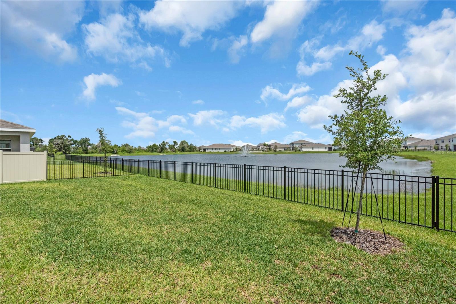 Image 36 of 47 For 18015 Fattoria Terrace