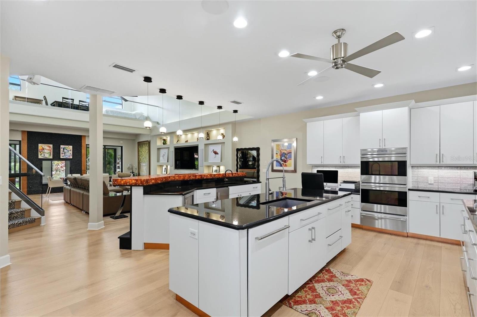 Image 15 of 38 For 7274 Villa D Este Drive