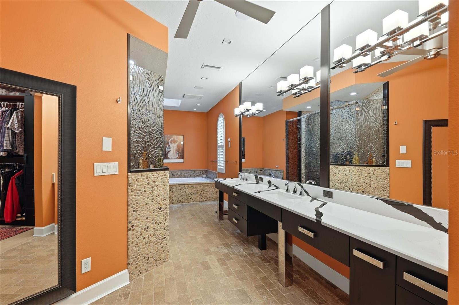 Image 23 of 38 For 7274 Villa D Este Drive