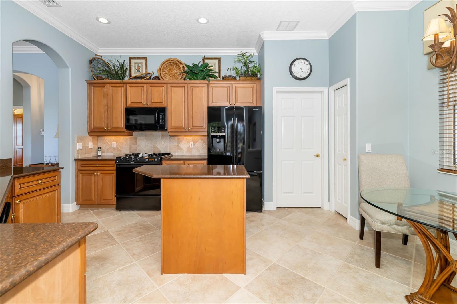 Image 20 of 97 For 9811 Portside Terrace