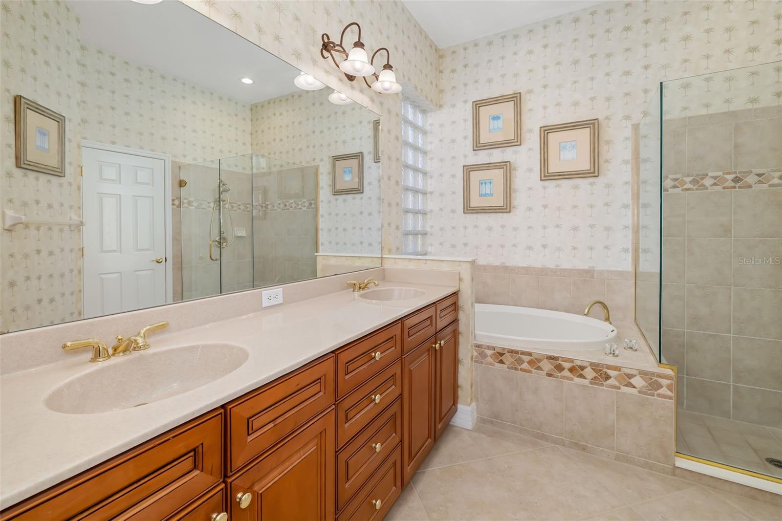 Image 27 of 97 For 9811 Portside Terrace