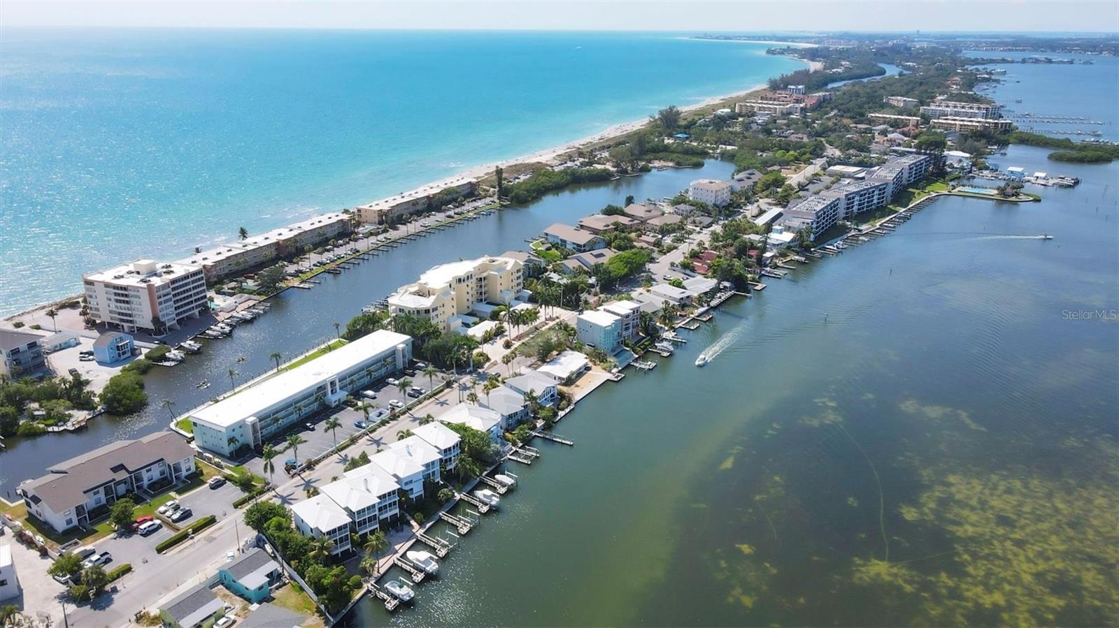 Image 7 of 43 For 9200 Midnight Pass Road 24