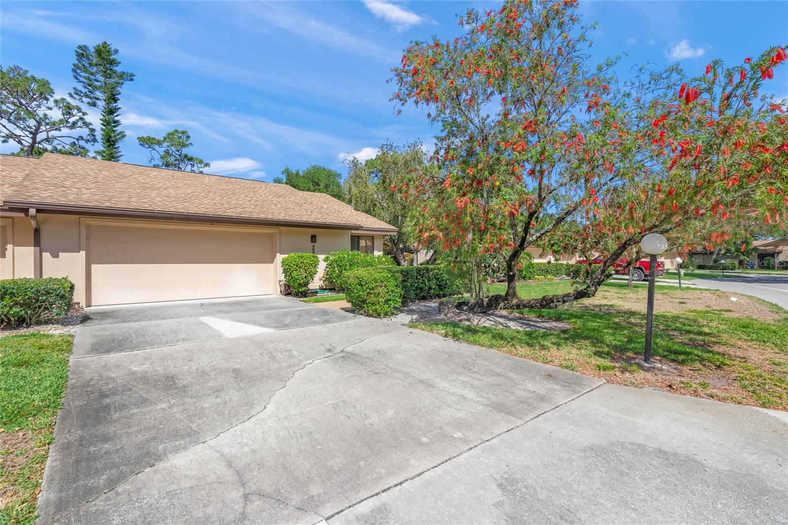 Details for 4688 Oak Hollow Drive 25, SARASOTA, FL 34241