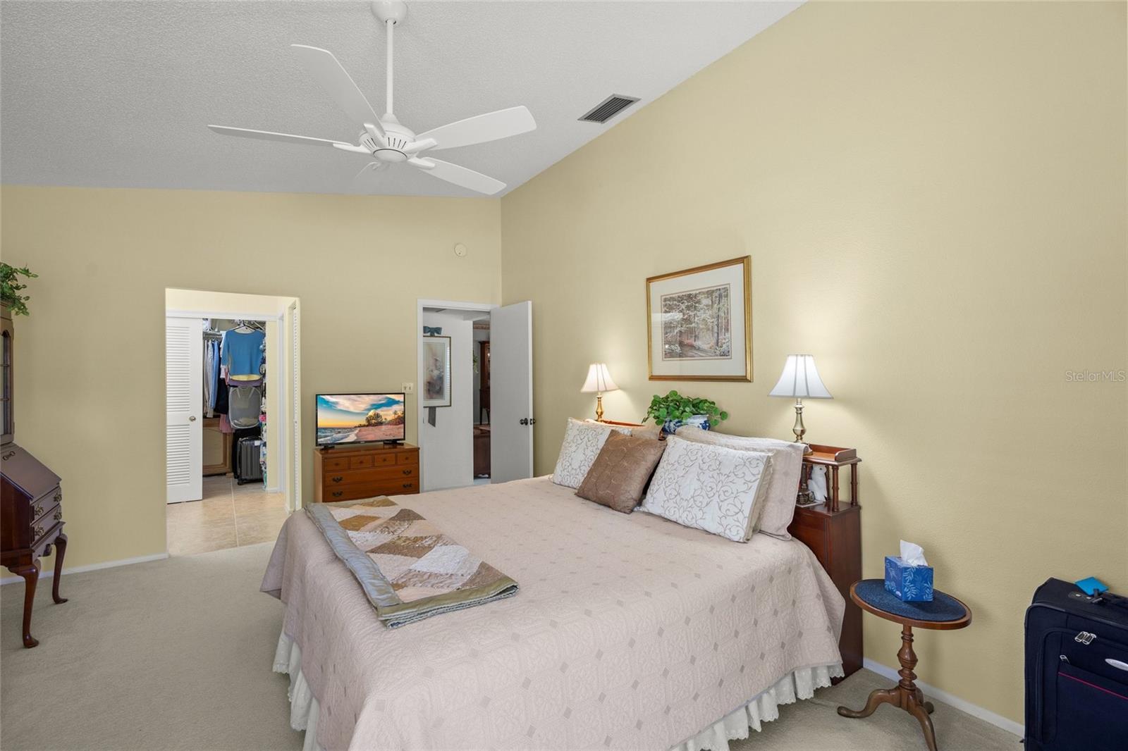 Image 25 of 41 For 4688 Oak Hollow Drive 25