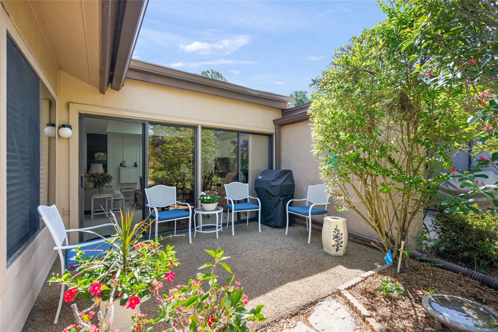 Image 39 of 41 For 4688 Oak Hollow Drive 25