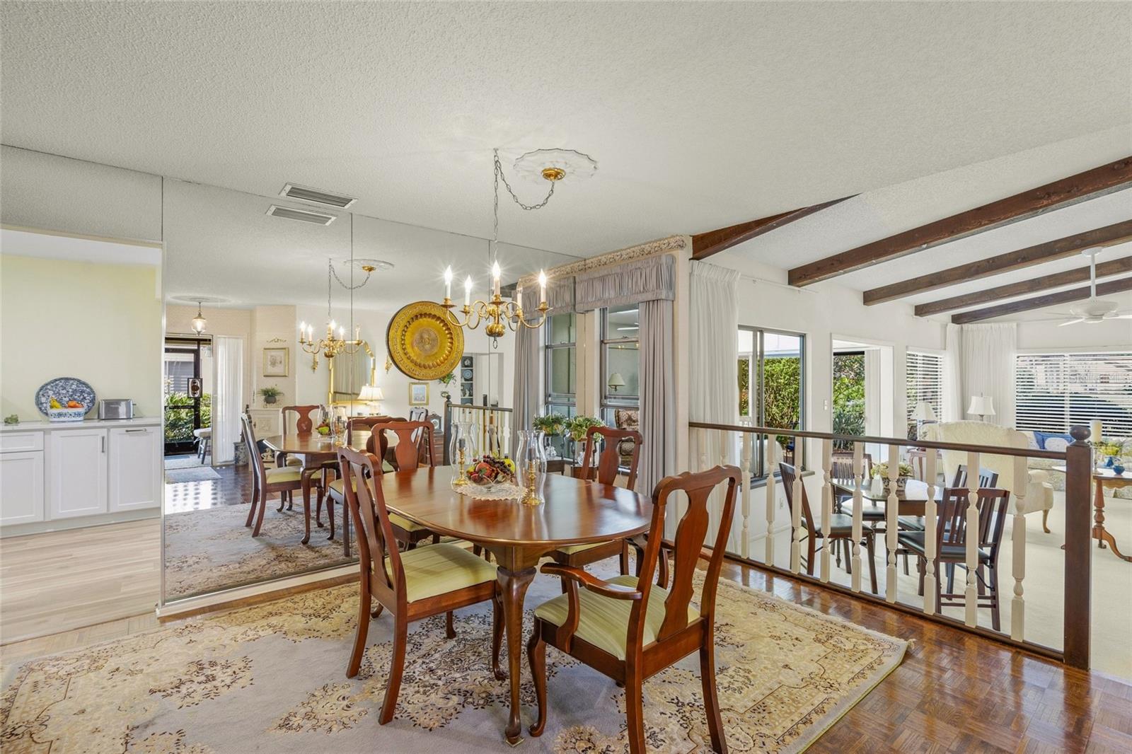 Image 6 of 41 For 4688 Oak Hollow Drive 25