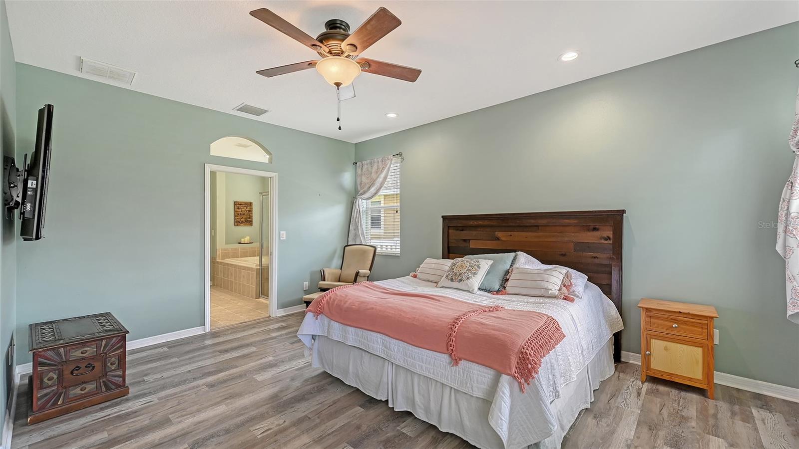 Image 18 of 54 For 2343 126th Drive E