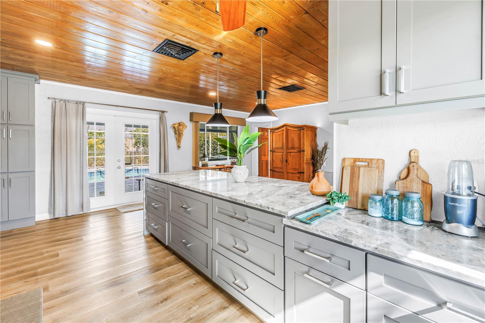 Image 14 of 53 For 308 53rd Street W