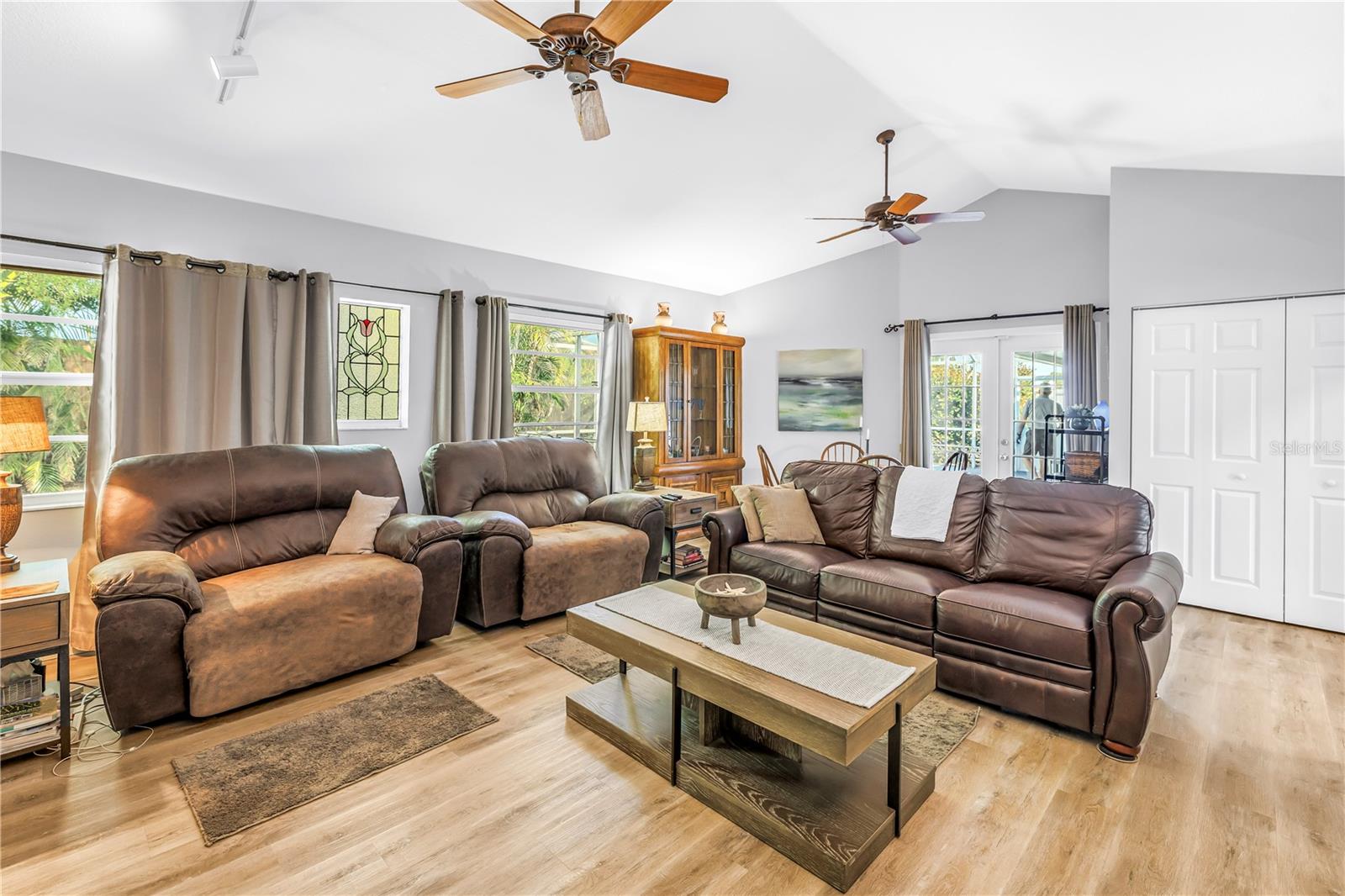 Image 17 of 53 For 308 53rd Street W