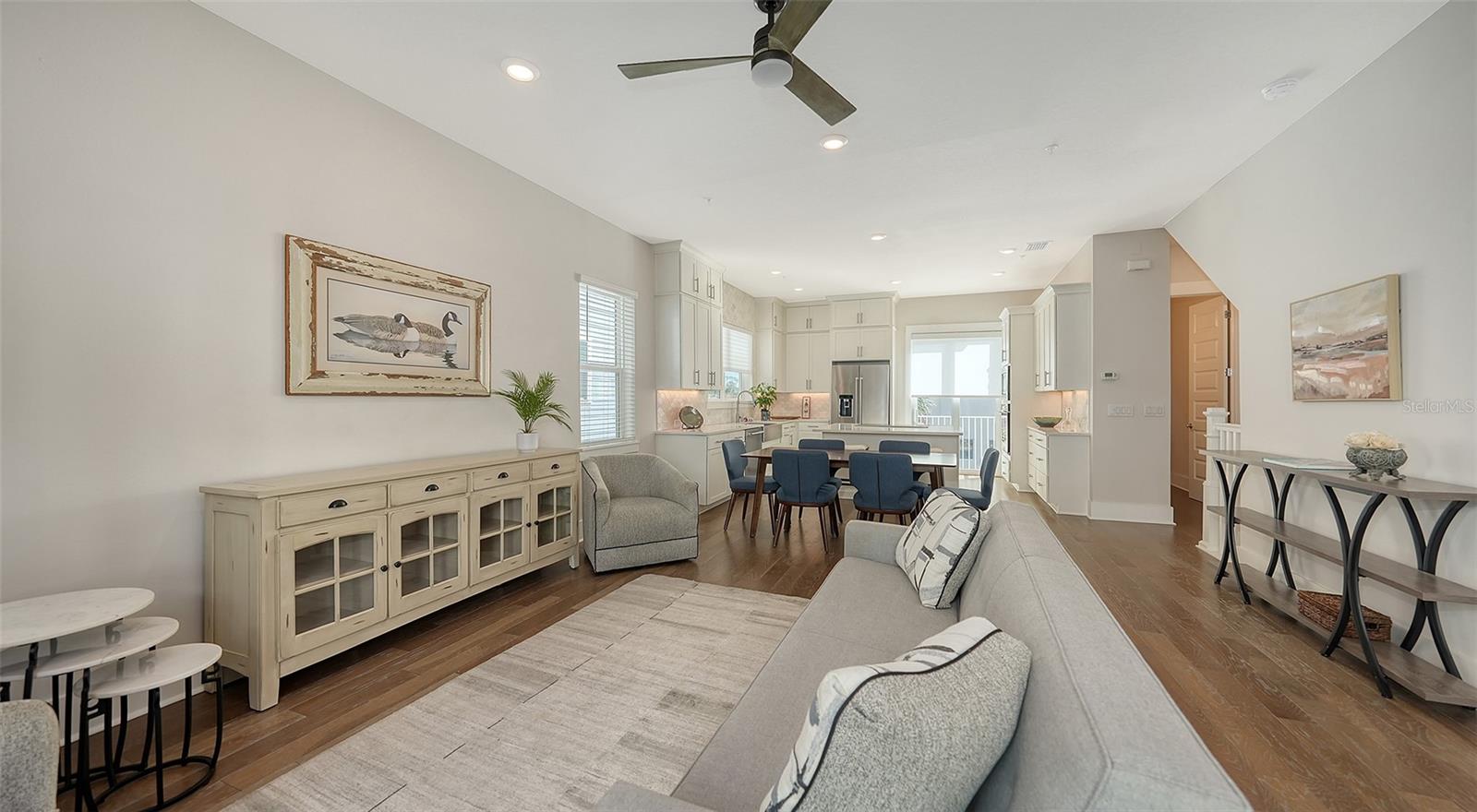 Image 11 of 55 For 512 Laurel Park Drive