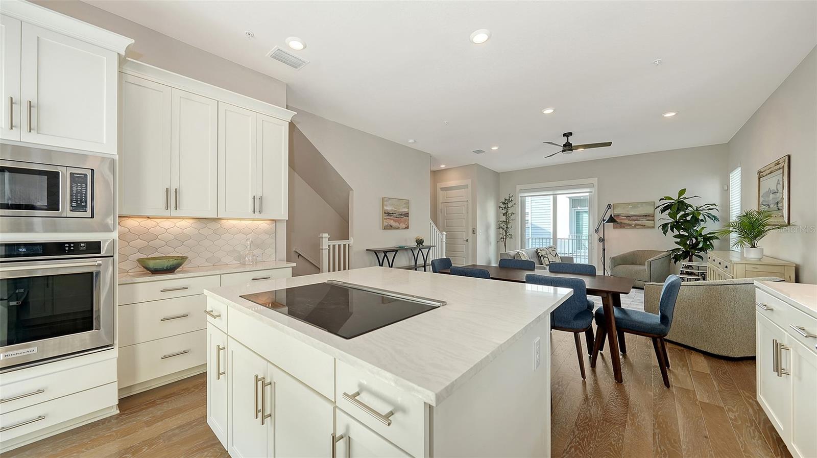 Image 18 of 55 For 512 Laurel Park Drive