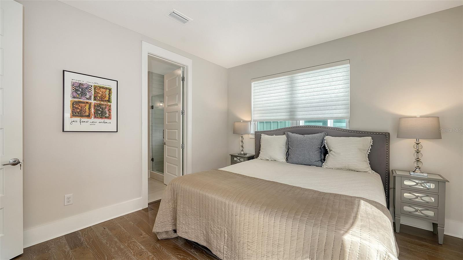 Image 22 of 55 For 512 Laurel Park Drive