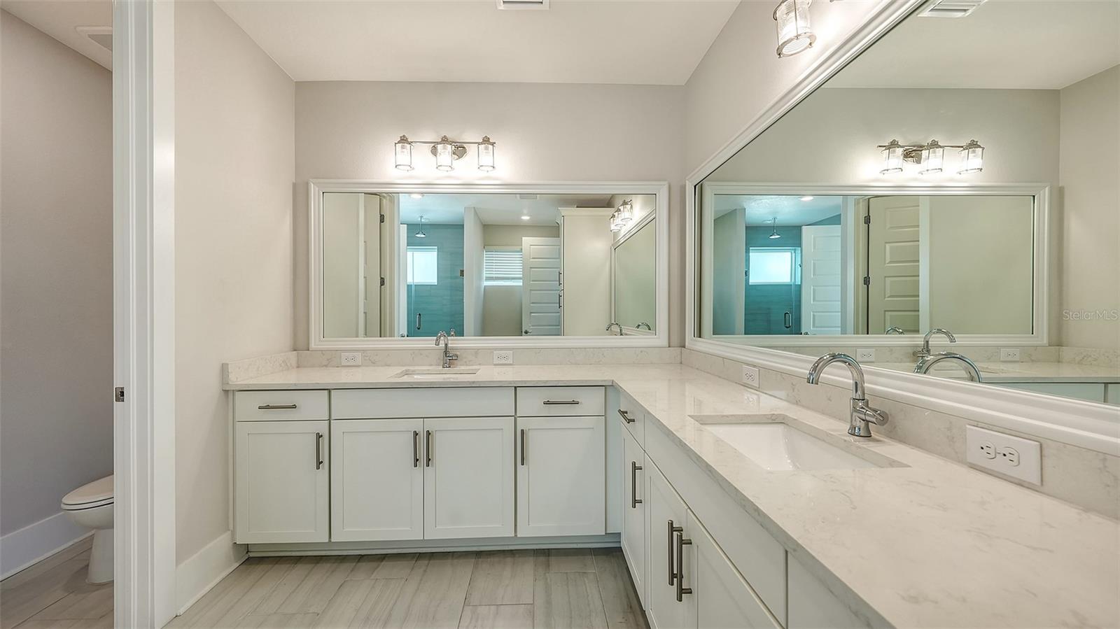 Image 25 of 55 For 512 Laurel Park Drive