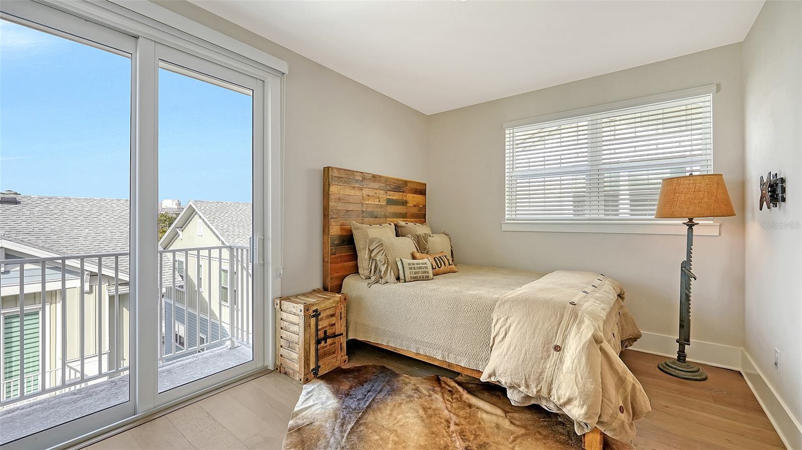 Image 31 of 55 For 512 Laurel Park Drive