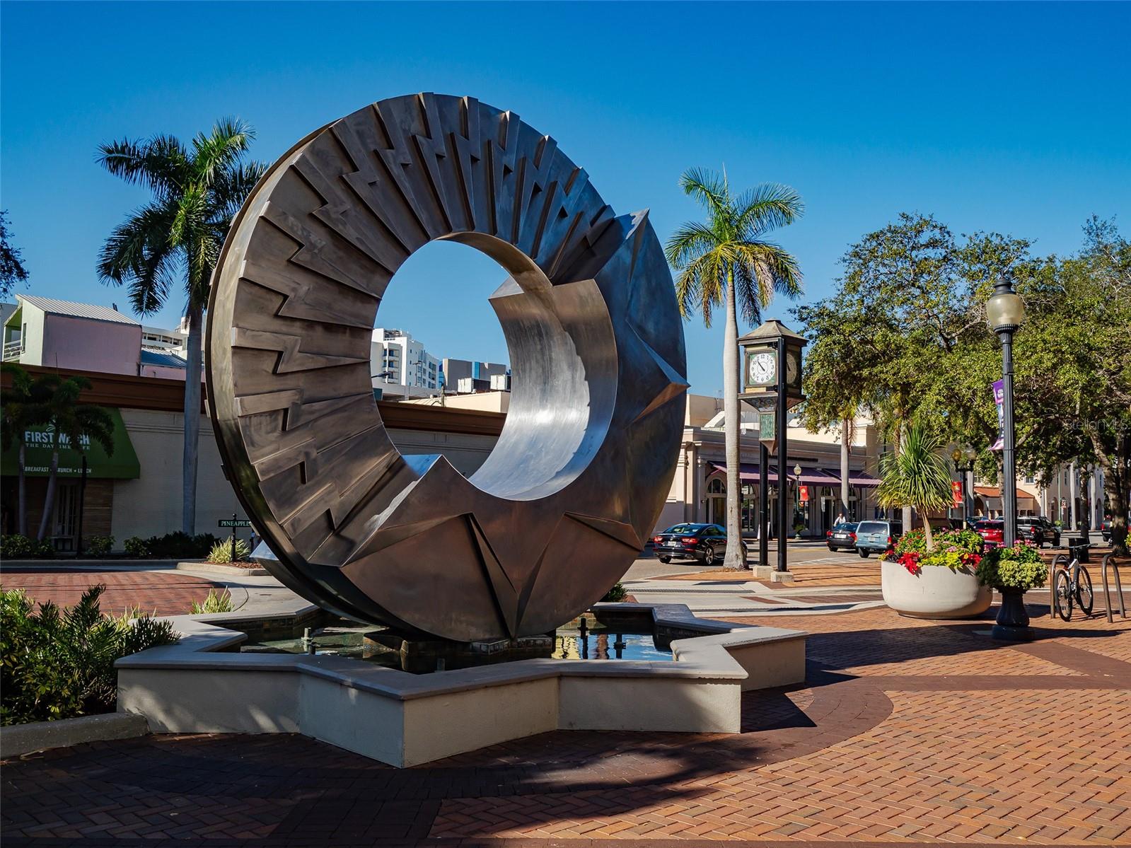 Image 43 of 55 For 512 Laurel Park Drive