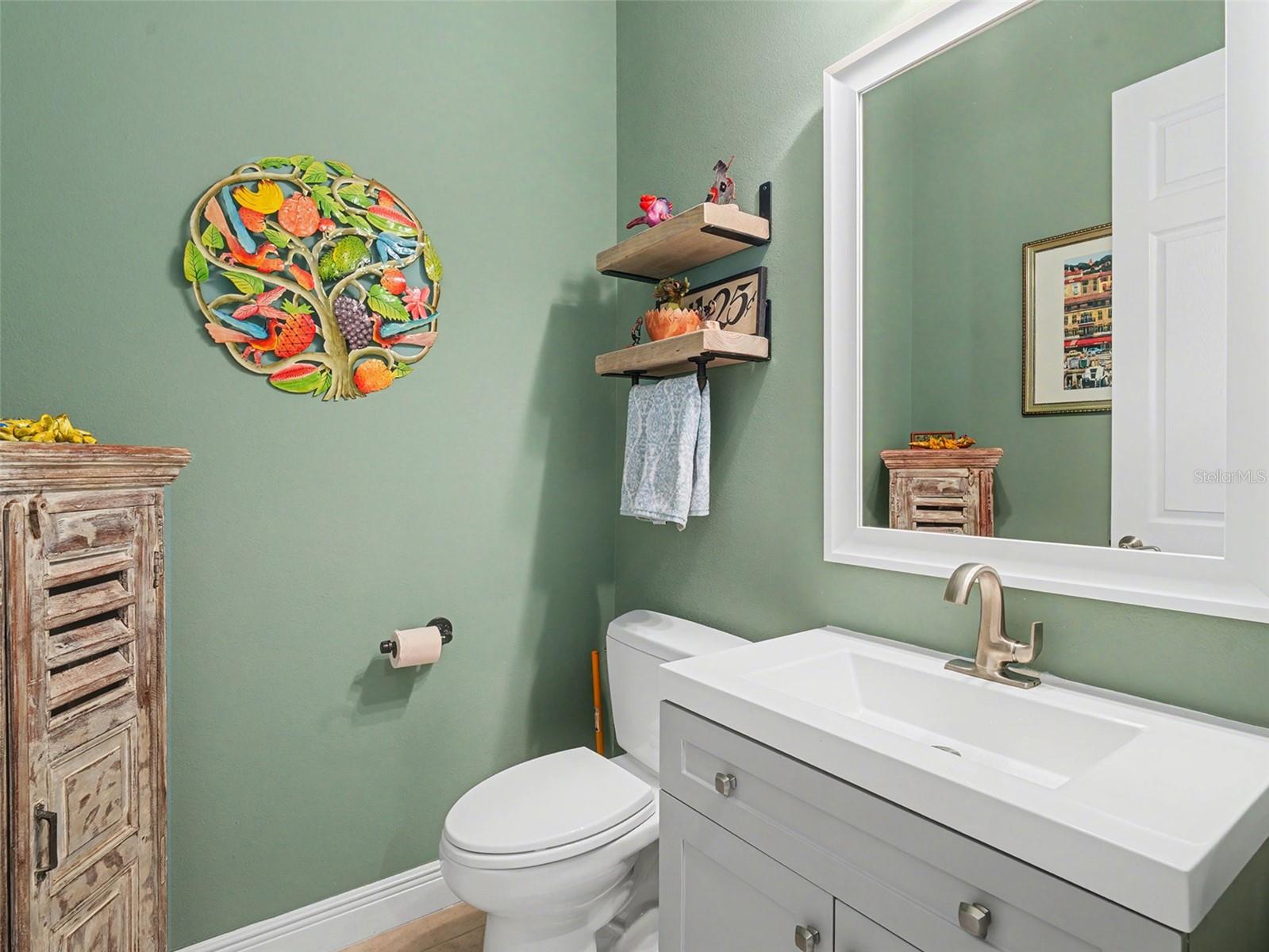 Image 22 of 54 For 1018 Overlook Court