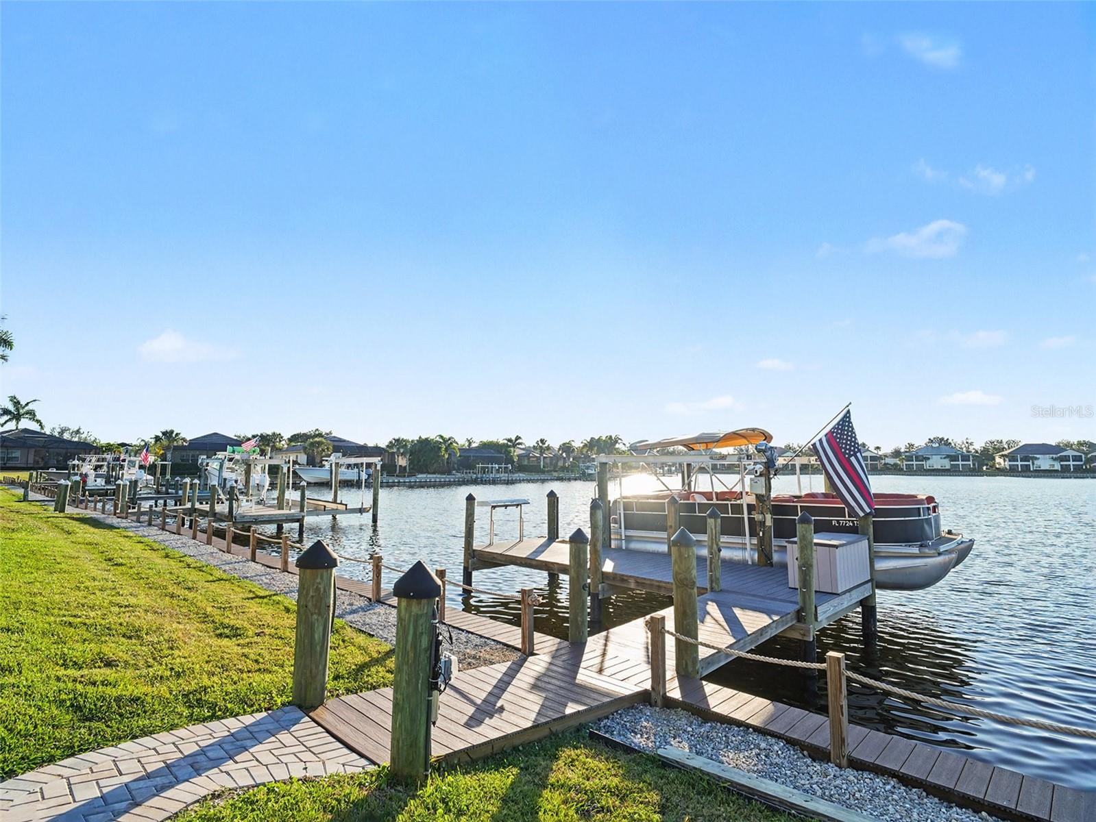 Image 3 of 54 For 1018 Overlook Court