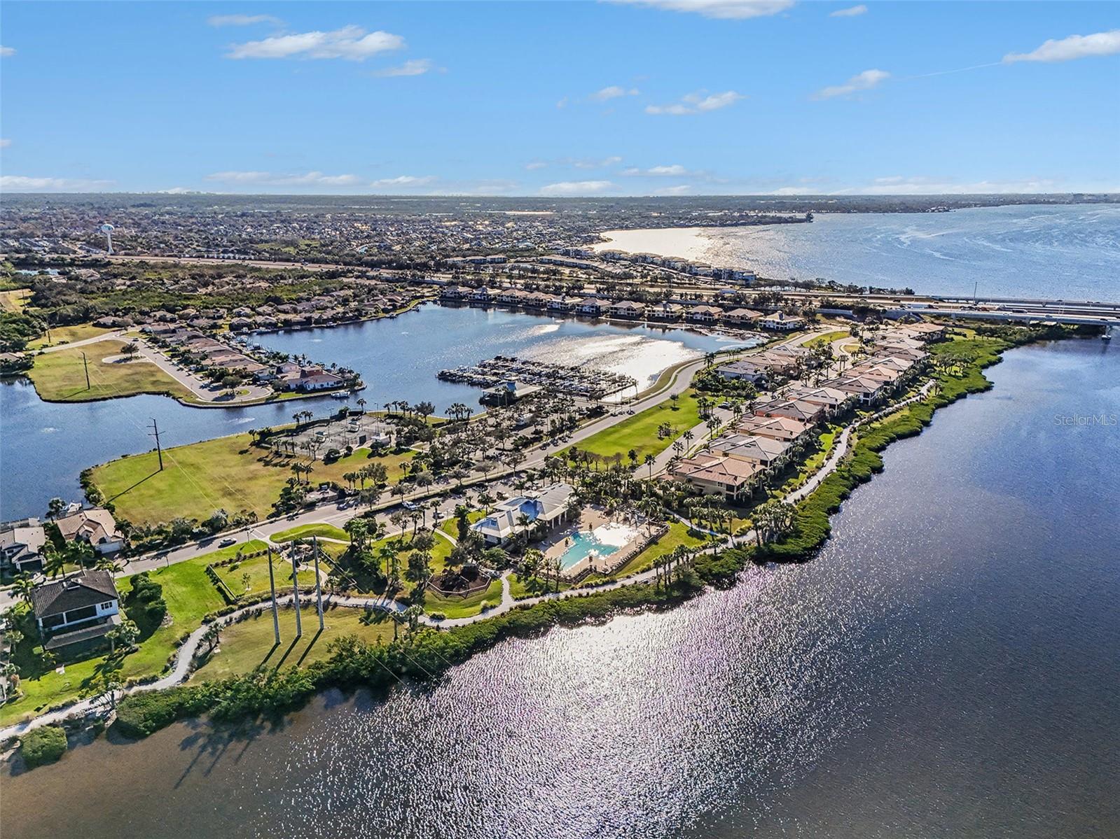 Image 41 of 54 For 1018 Overlook Court