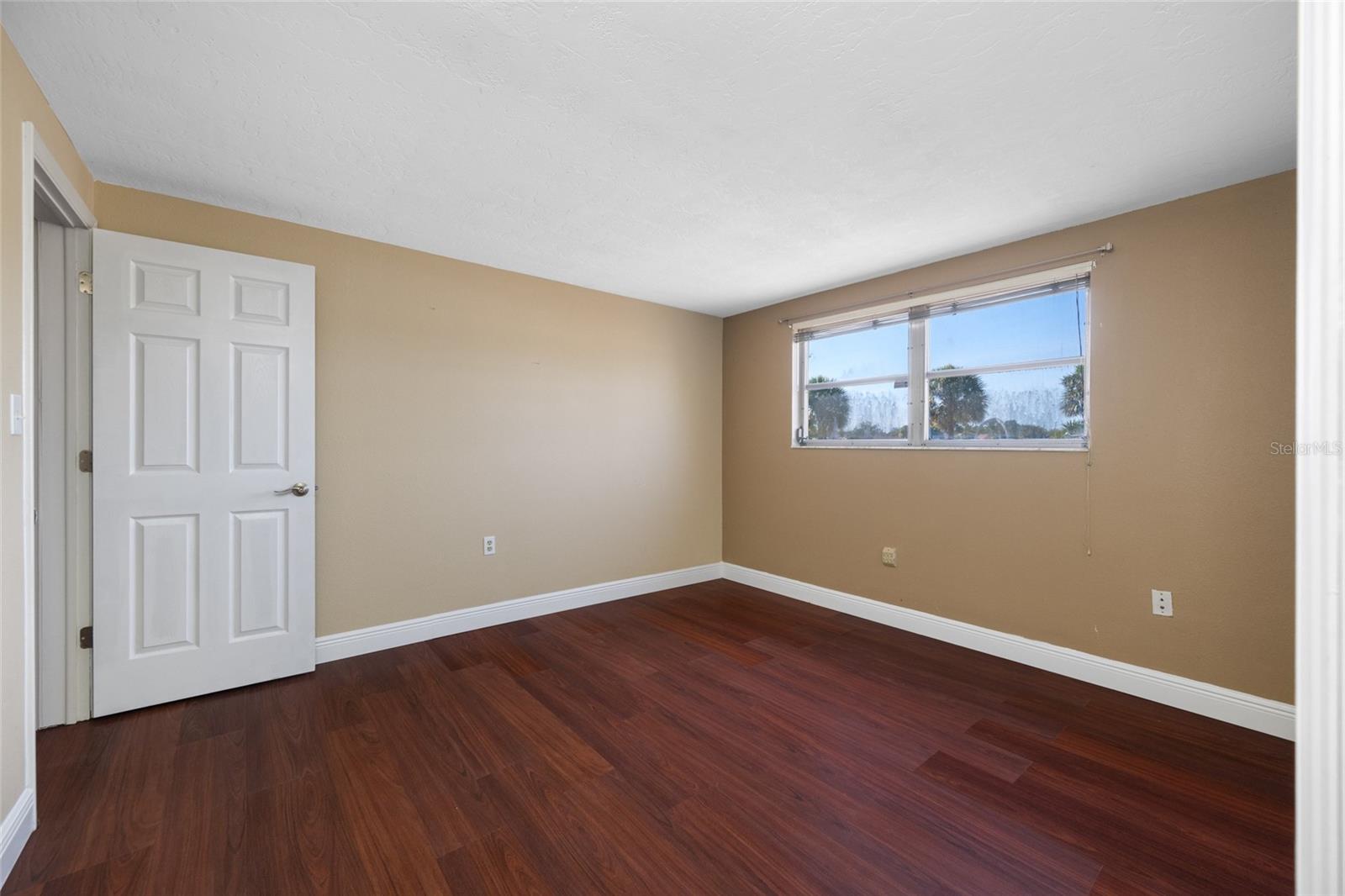 Image 42 of 59 For 10400 Alice M Court