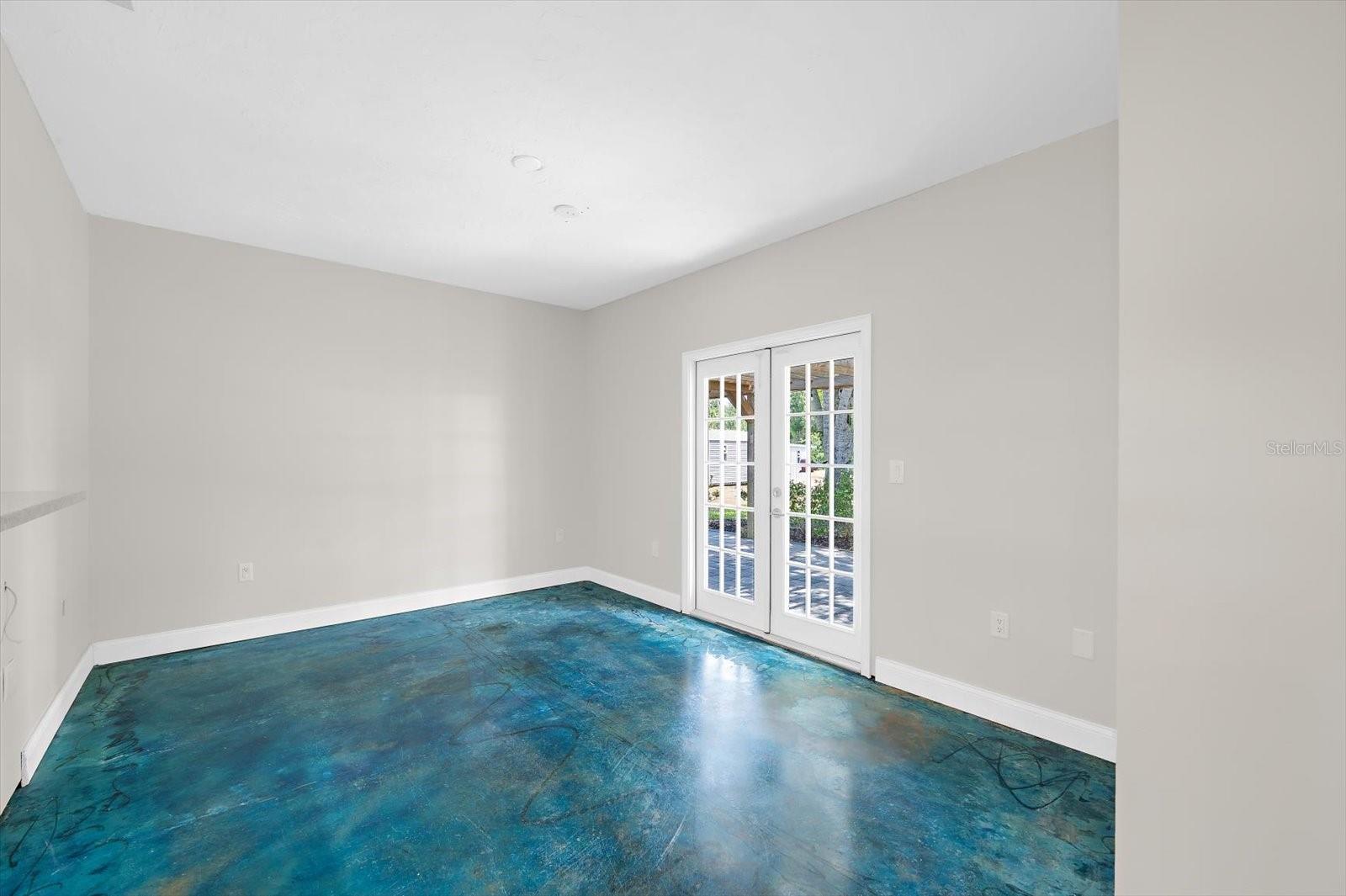 Image 16 of 53 For 1821 Racimo Drive