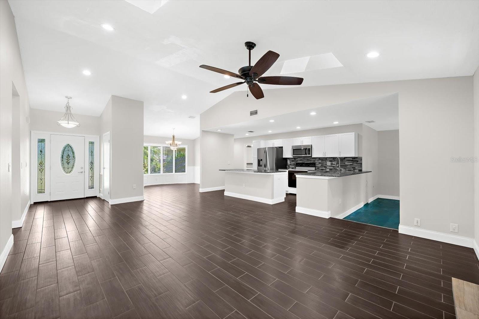 Image 6 of 53 For 1821 Racimo Drive