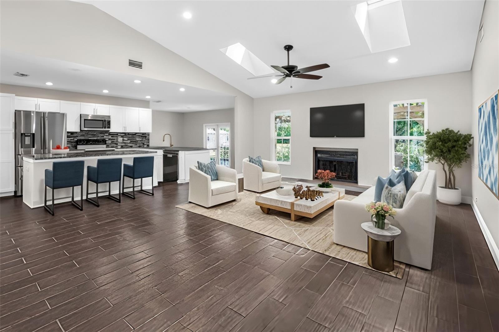 Image 9 of 53 For 1821 Racimo Drive