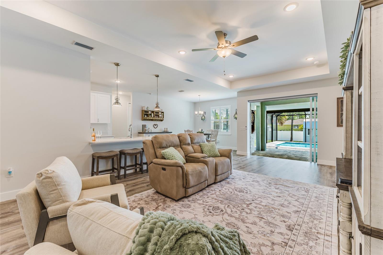 Image 12 of 73 For 908 Hibiscus Avenue