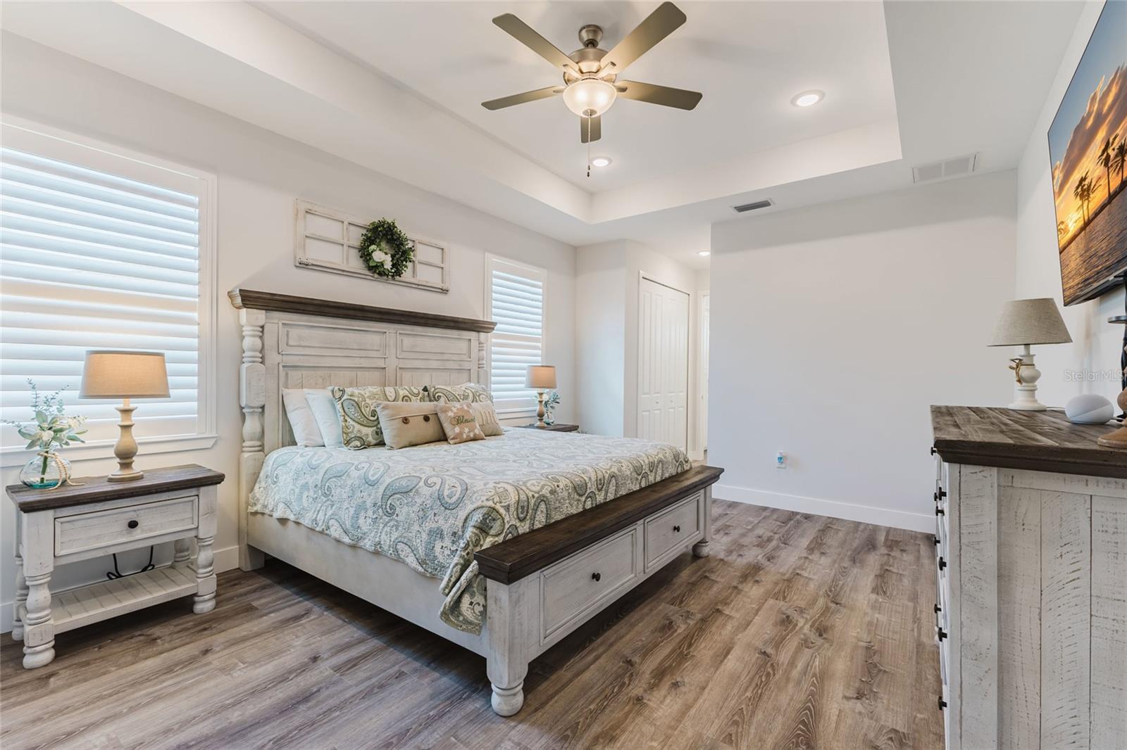 Image 36 of 73 For 908 Hibiscus Avenue