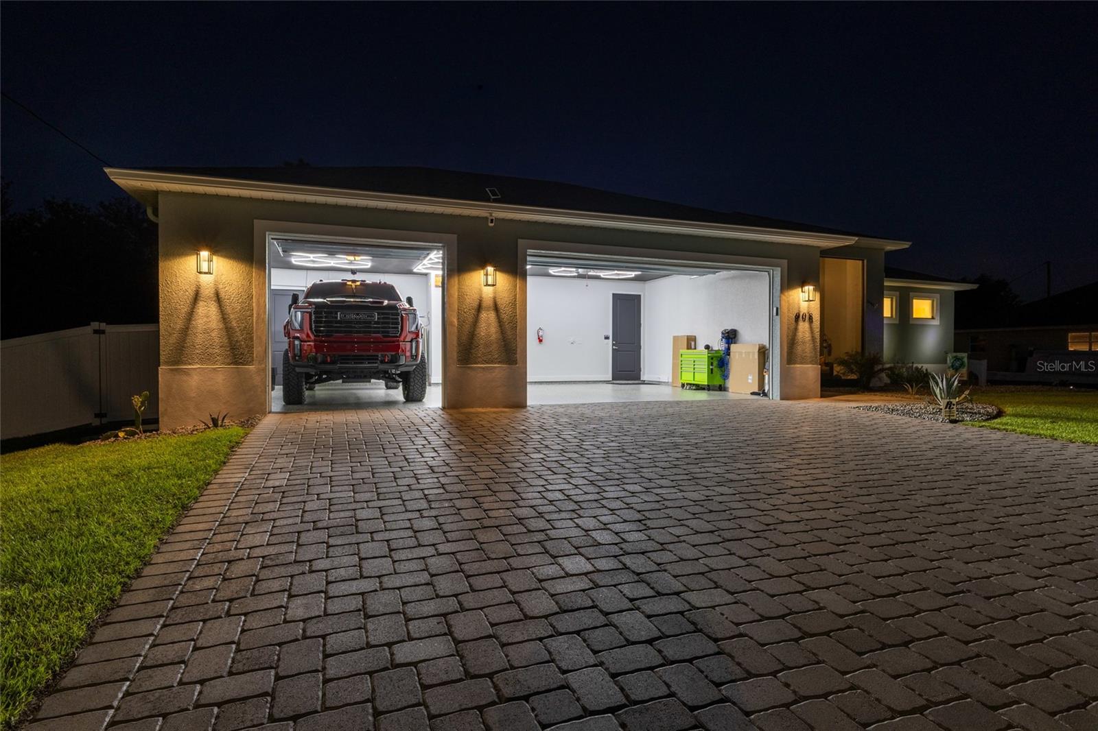 Image 49 of 73 For 908 Hibiscus Avenue